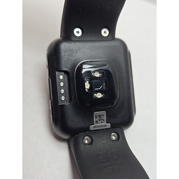 Garmin Forerunner 35 GPS Running Watch HRM Black Bluetooth With Charger - Picture 10 of 11